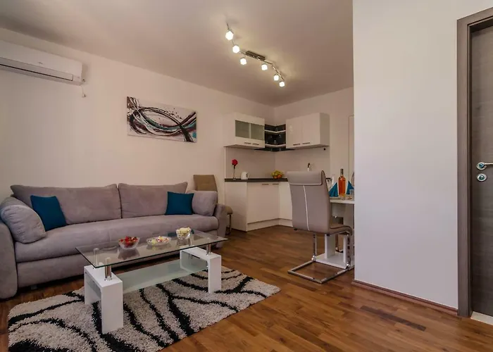 Silvia Apartamento Zadar